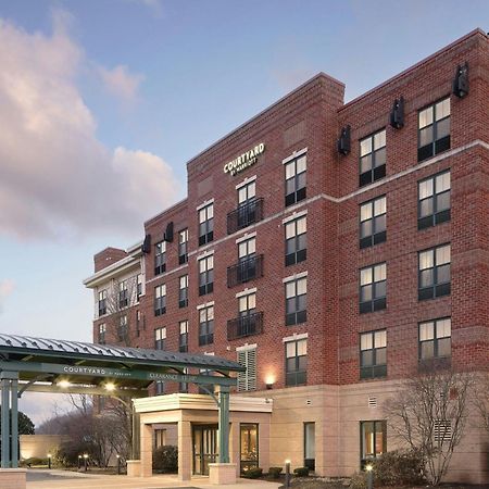 Courtyard By Marriott Saratoga Springs Hotel Exterior photo