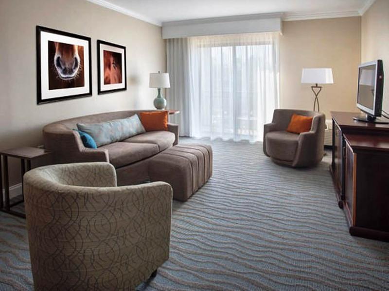 Courtyard By Marriott Saratoga Springs Hotel Exterior photo