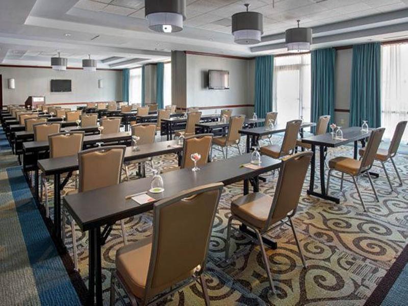 Courtyard By Marriott Saratoga Springs Hotel Exterior photo