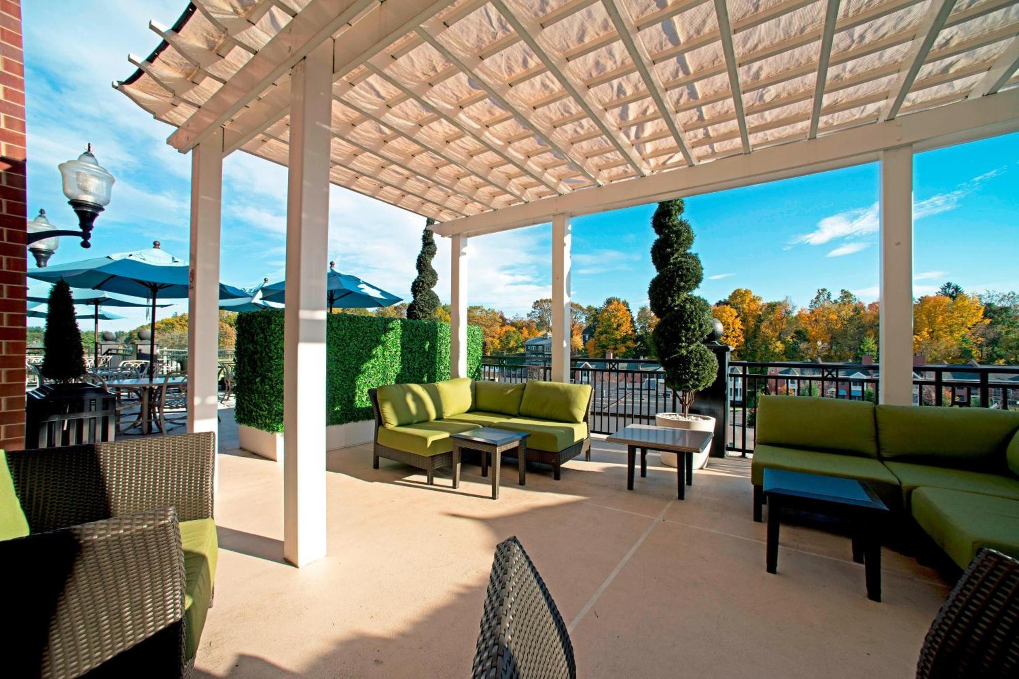 Courtyard By Marriott Saratoga Springs Hotel Exterior photo
