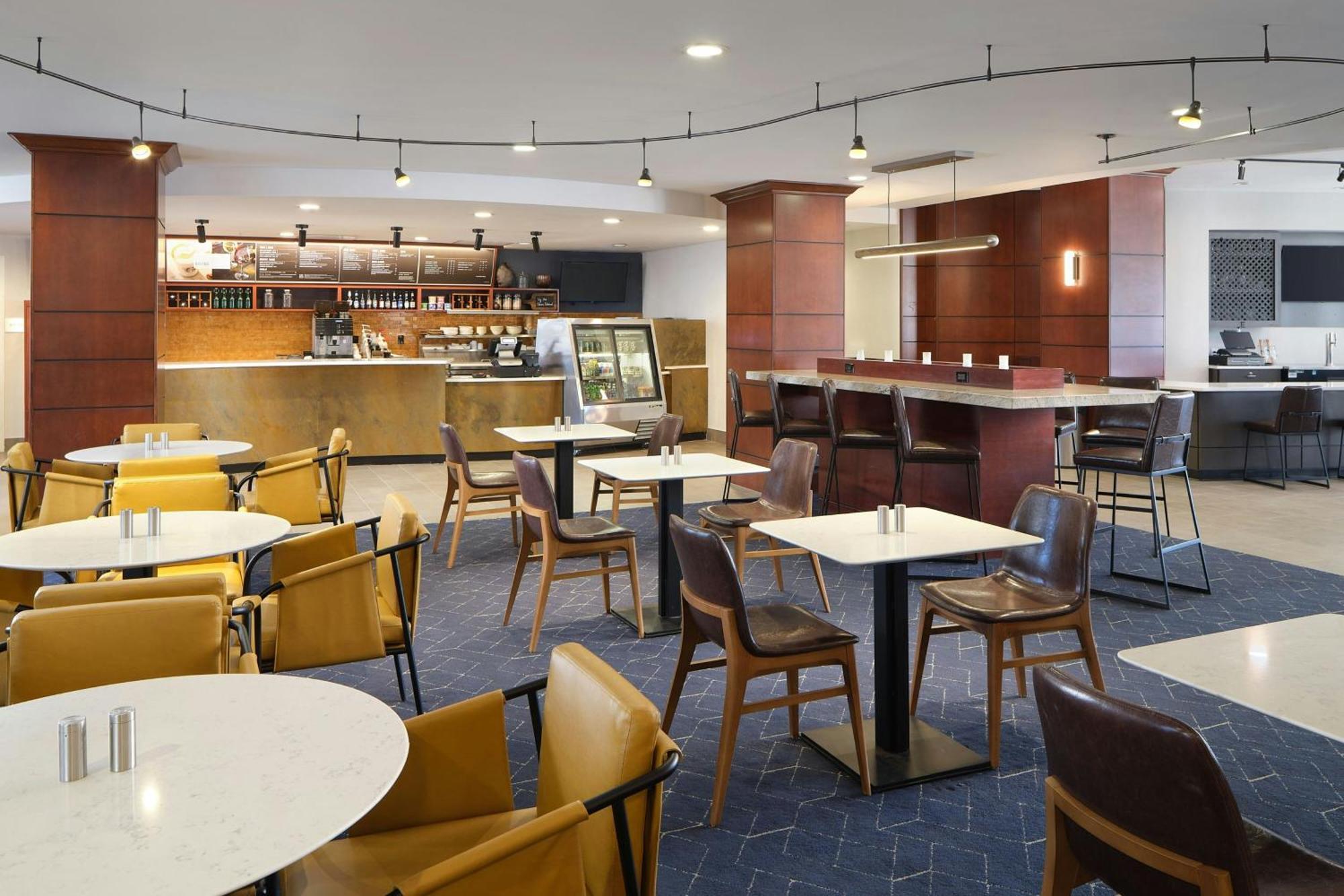 Courtyard By Marriott Saratoga Springs Hotel Exterior photo