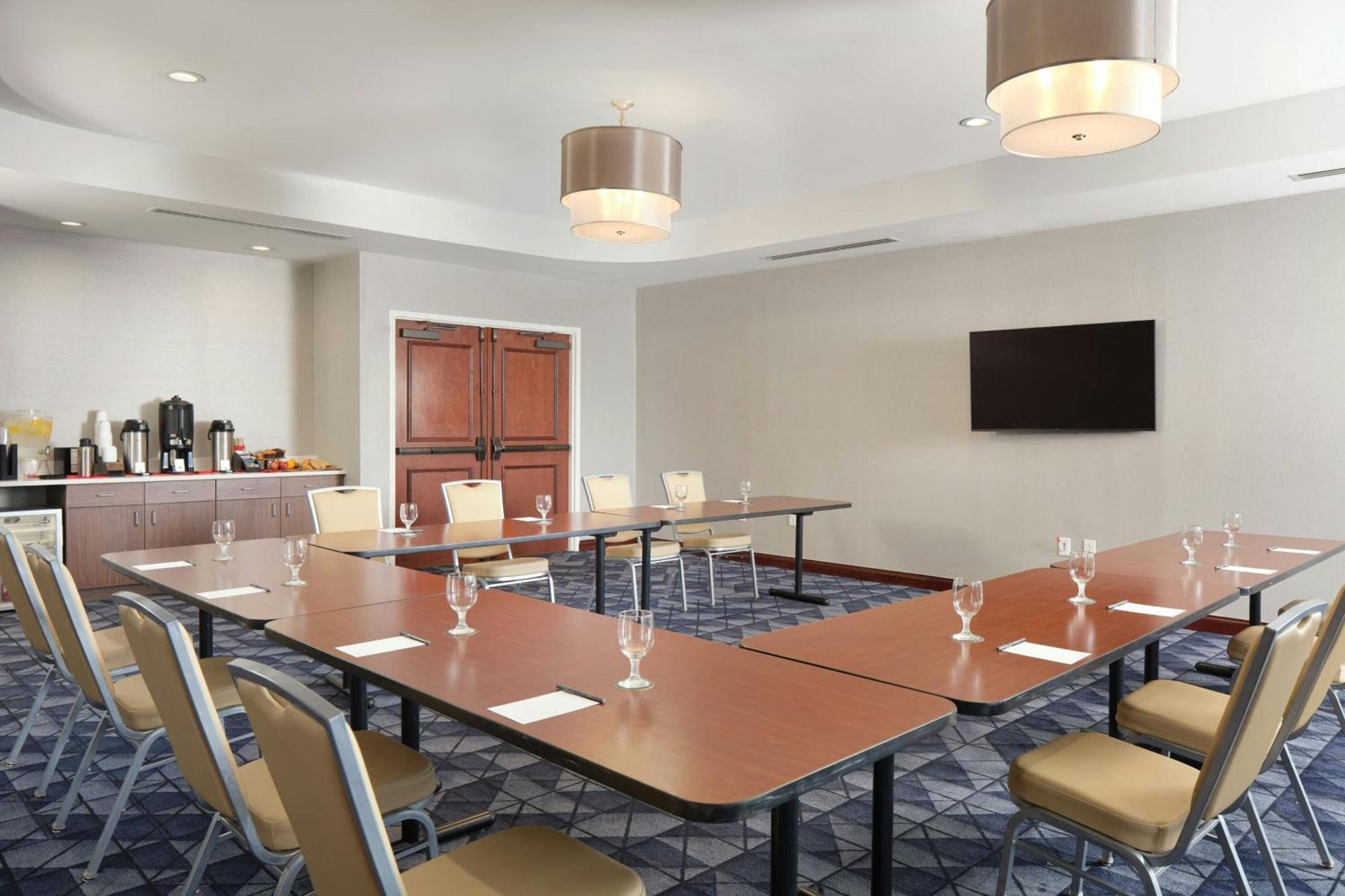 Courtyard By Marriott Saratoga Springs Hotel Exterior photo